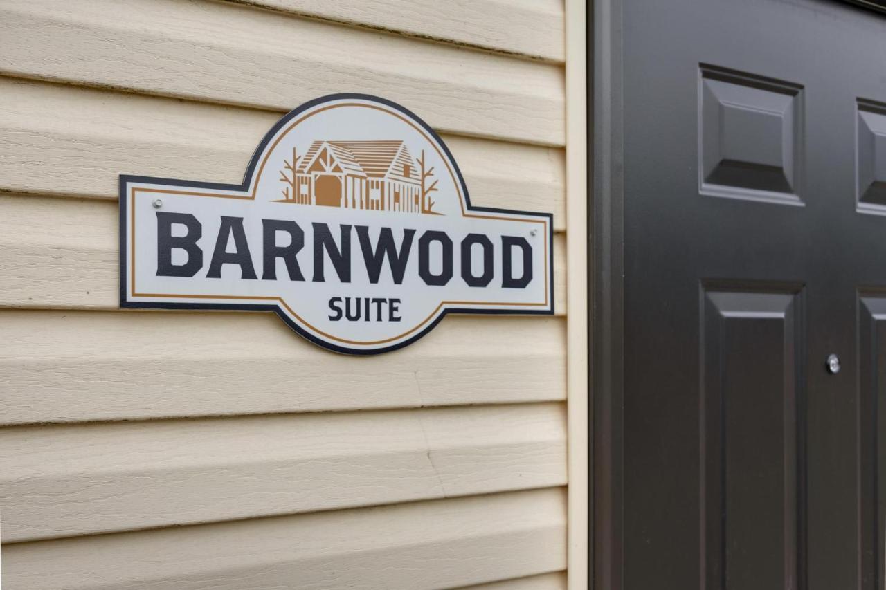 Barnwood Suite - Main Street Lodge In Berlin Exterior photo